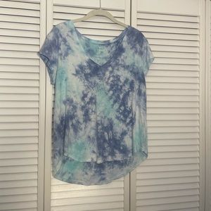 Soft and Sexy American Eagle V-neck